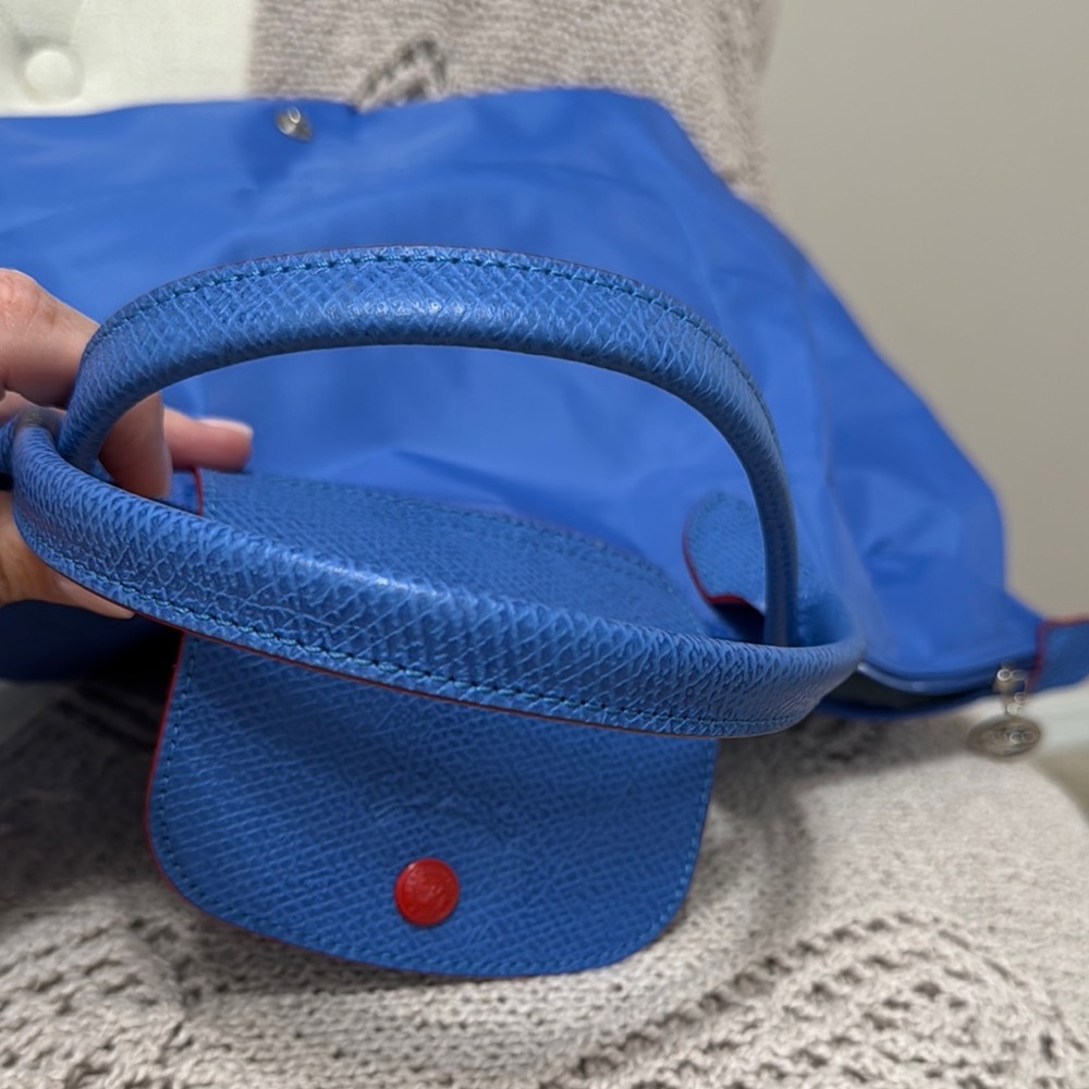 Longchamp Blue and Red Nylon Tote Bag **recent price drop** 🛍️🛍️ - Picture 7 of 10